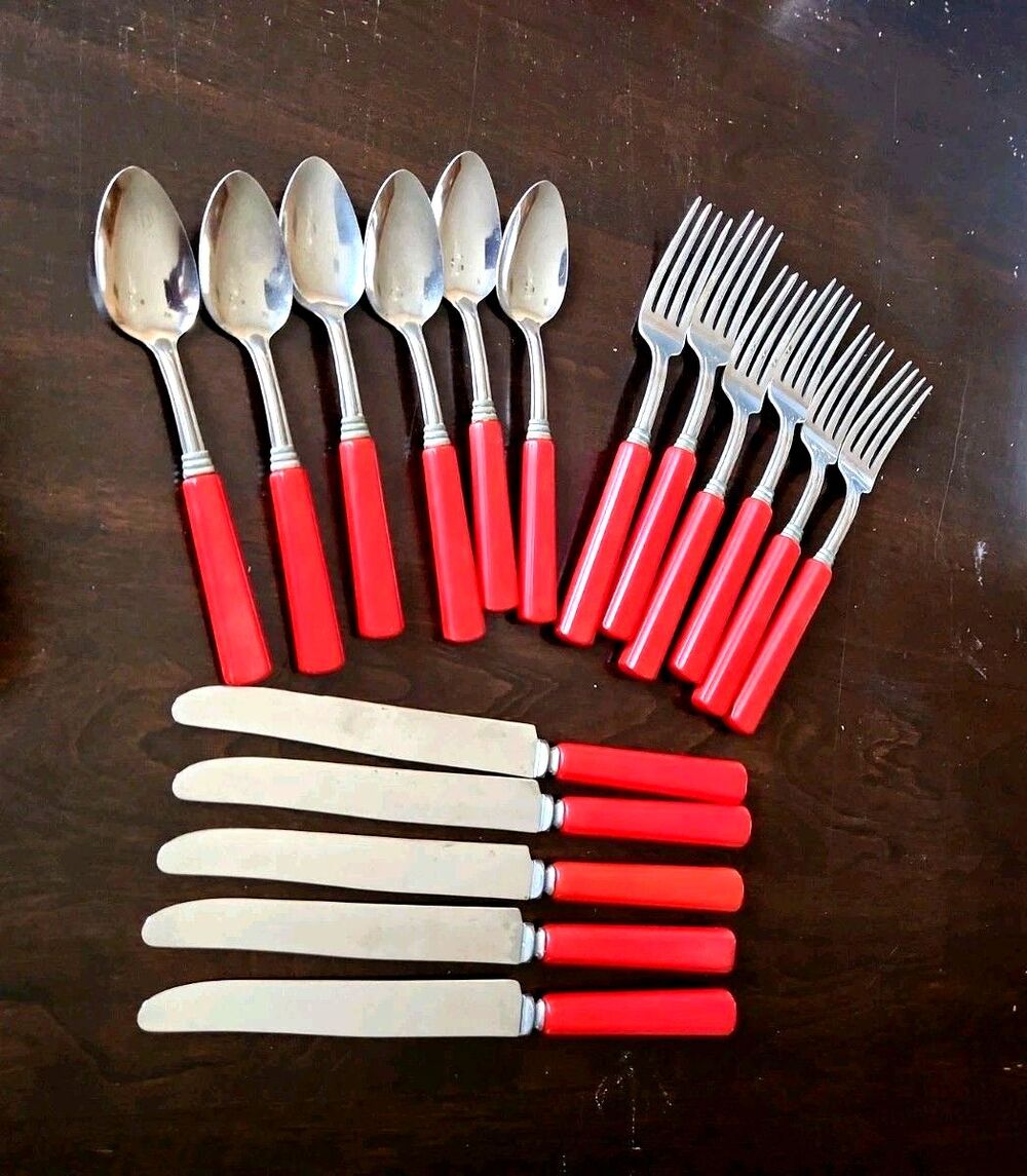 Vntg Cherry Red Bakelite 17 pc Flatware Spoon Fork Dinner Knife Cutlery Made in
